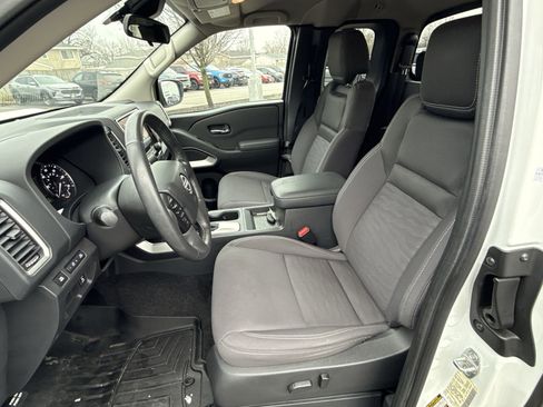 Used 2022 Nissan Frontier SV image 20