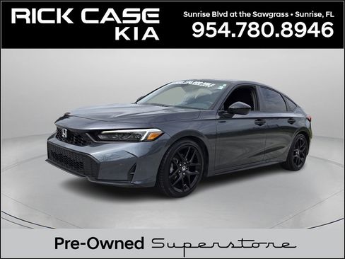 Used 2025 Honda Civic Sport image 1