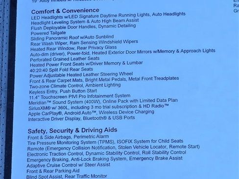 New 2025 Land Rover Range Rover Velar Dynamic SE image 34