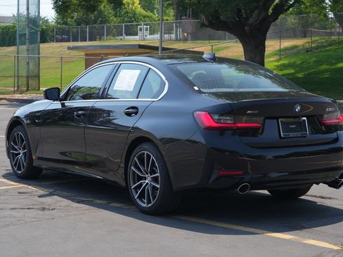 Used 2021 BMW 330i xDrive Sedan w/ Premium Package AWD/4WD image 3