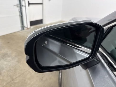 Certified 2023 Honda CR-V EX image 9