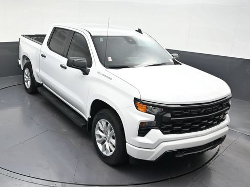 Used 2024 Chevrolet Silverado 1500 Custom RWD image 22