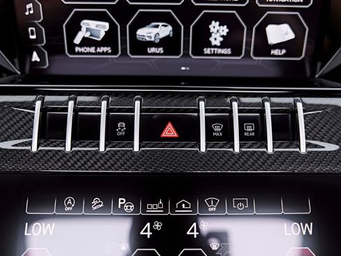 Used 2021 Lamborghini Urus AWD/4WD image 91