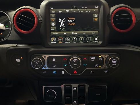 Used 2022 Jeep Wrangler Unlimited Sahara image 10