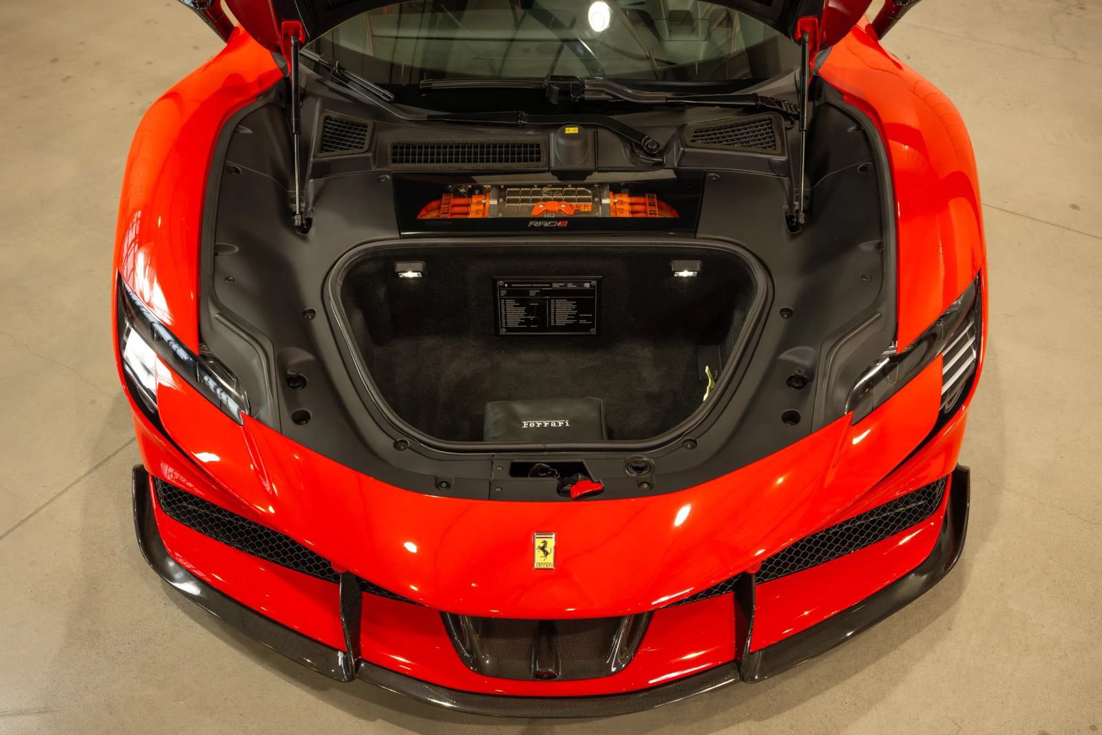 Used 2023 Ferrari SF90 Spider AWD/4WD image 24