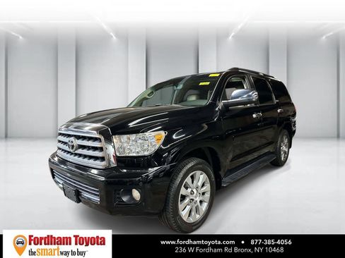 Used 2011 Toyota Sequoia Limited AWD/4WD image 7