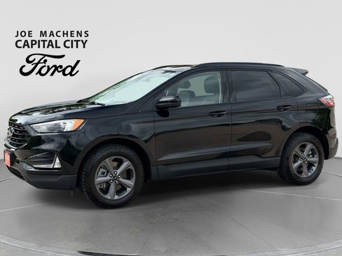 Used 2024 Ford Edge SEL w/ Sport Appearance Package AWD/4WD image 9