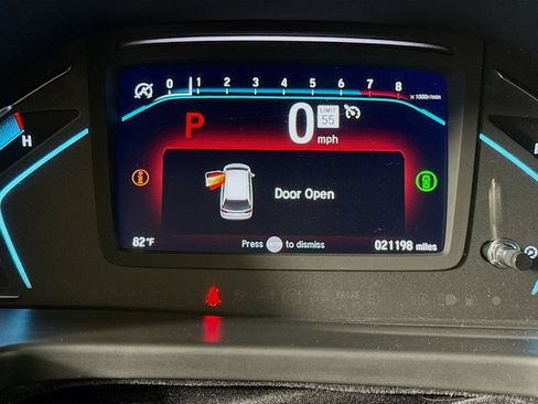 Used 2023 Honda Odyssey Touring image 12