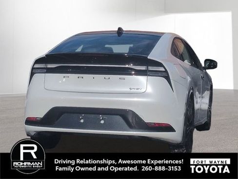 New 2026 Toyota Prius Plug-In Hybrid image 5