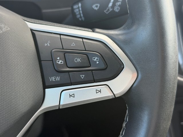 Used 2022 Volkswagen Tiguan SE AWD/4WD image 32