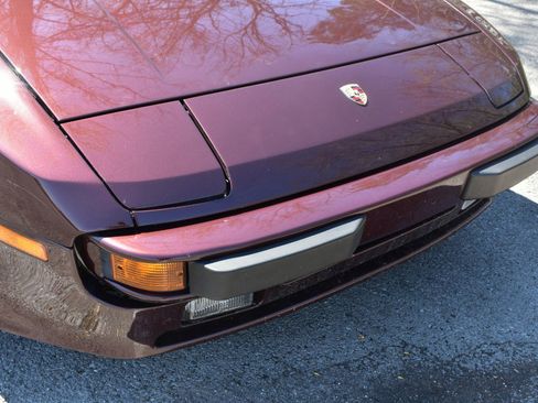 Used 1987 Porsche 944 S image 10