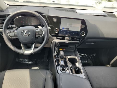 Certified 2026 Lexus NX 350 AWD w/ Accessory Package (Z1) image 15