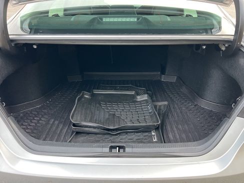 Used 2018 Toyota Camry XLE image 27