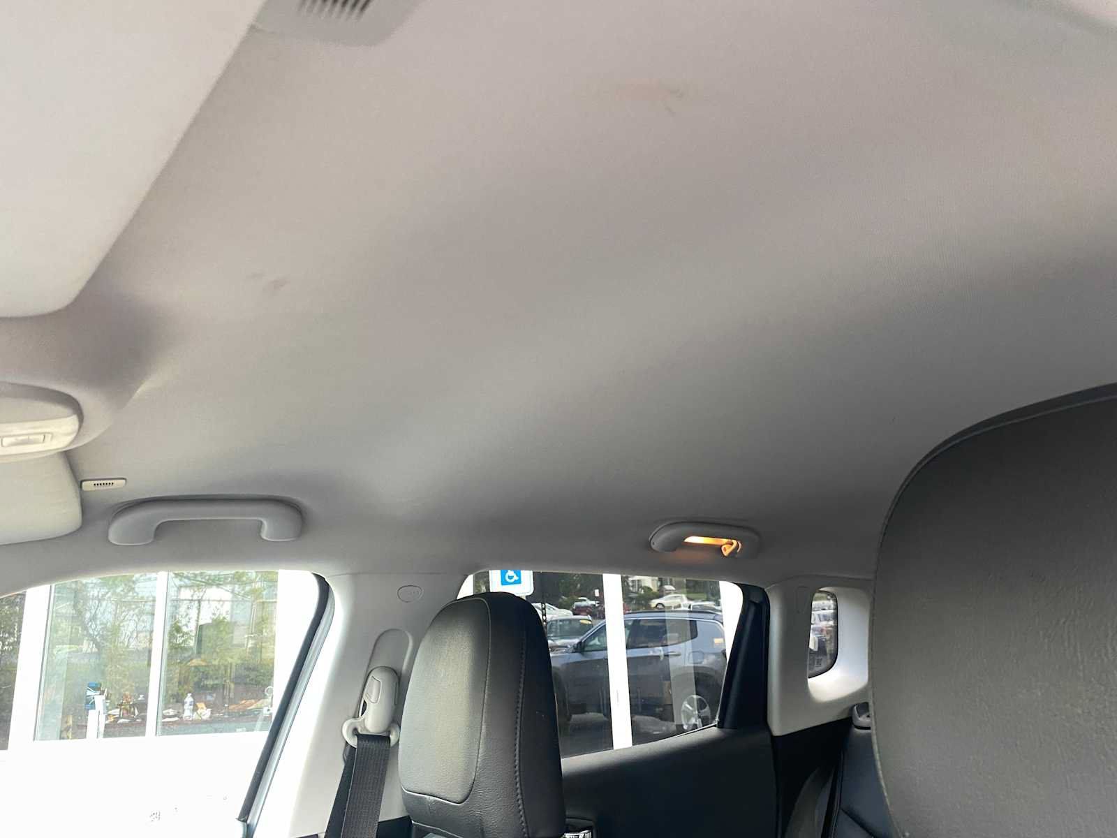 Used 2018 Jeep Compass Latitude w/ Popular Equipment Group AWD/4WD image 20