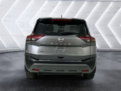Used 2023 Nissan Rogue SV image 5