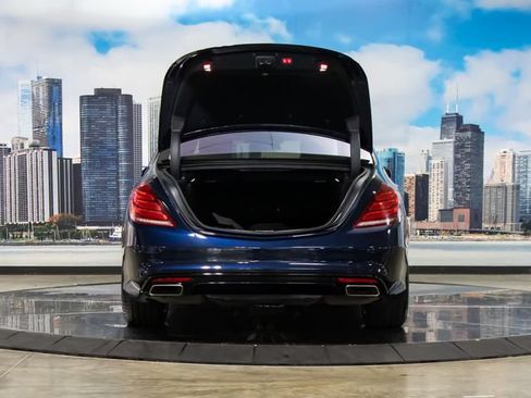 Used 2014 Mercedes-Benz S 550 Sedan image 11