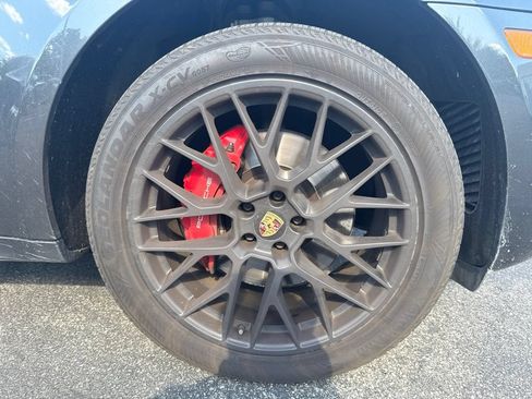 Used 2017 Porsche Macan GTS AWD/4WD image 9