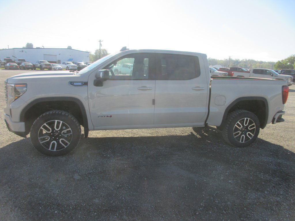 New 2026 GMC Sierra 1500 AT4 w/ AT4 Premium Package AWD/4WD image 9