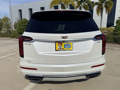 Used 2020 Cadillac XT6 Premium Luxury image 10