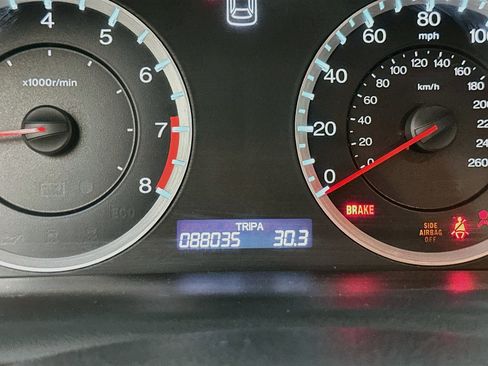 Used 2011 Honda Accord EX-L image 18