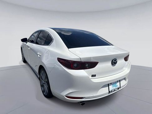 Used 2022 MAZDA MAZDA3 s FWD image 6