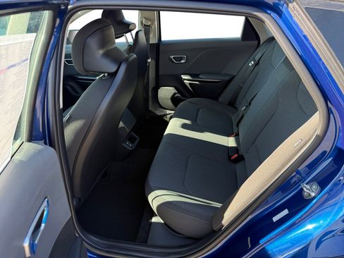 New 2025 Kia K4 LXS image 16