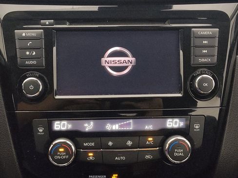 Used 2020 Nissan Rogue Sport SV FWD image 25
