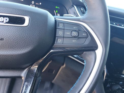 Certified 2022 Jeep Grand Cherokee Trailhawk image 29