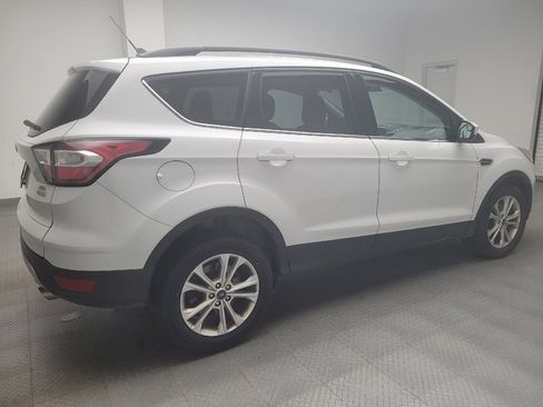 Used 2018 Ford Escape SEL FWD image 10