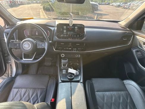 Used 2022 Nissan Rogue Platinum w/ Head-Up Display Package AWD/4WD image 27
