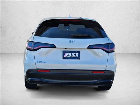 Used 2025 Honda HR-V LX image 6