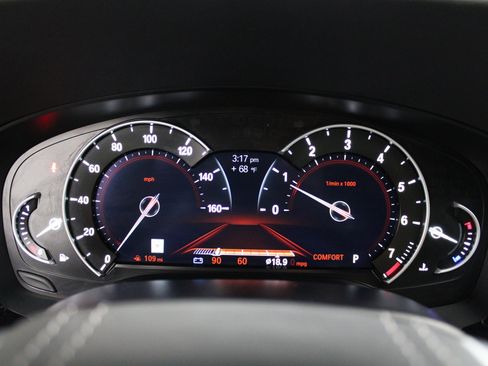 Used 2019 BMW 530i w/ Convenience Package image 38