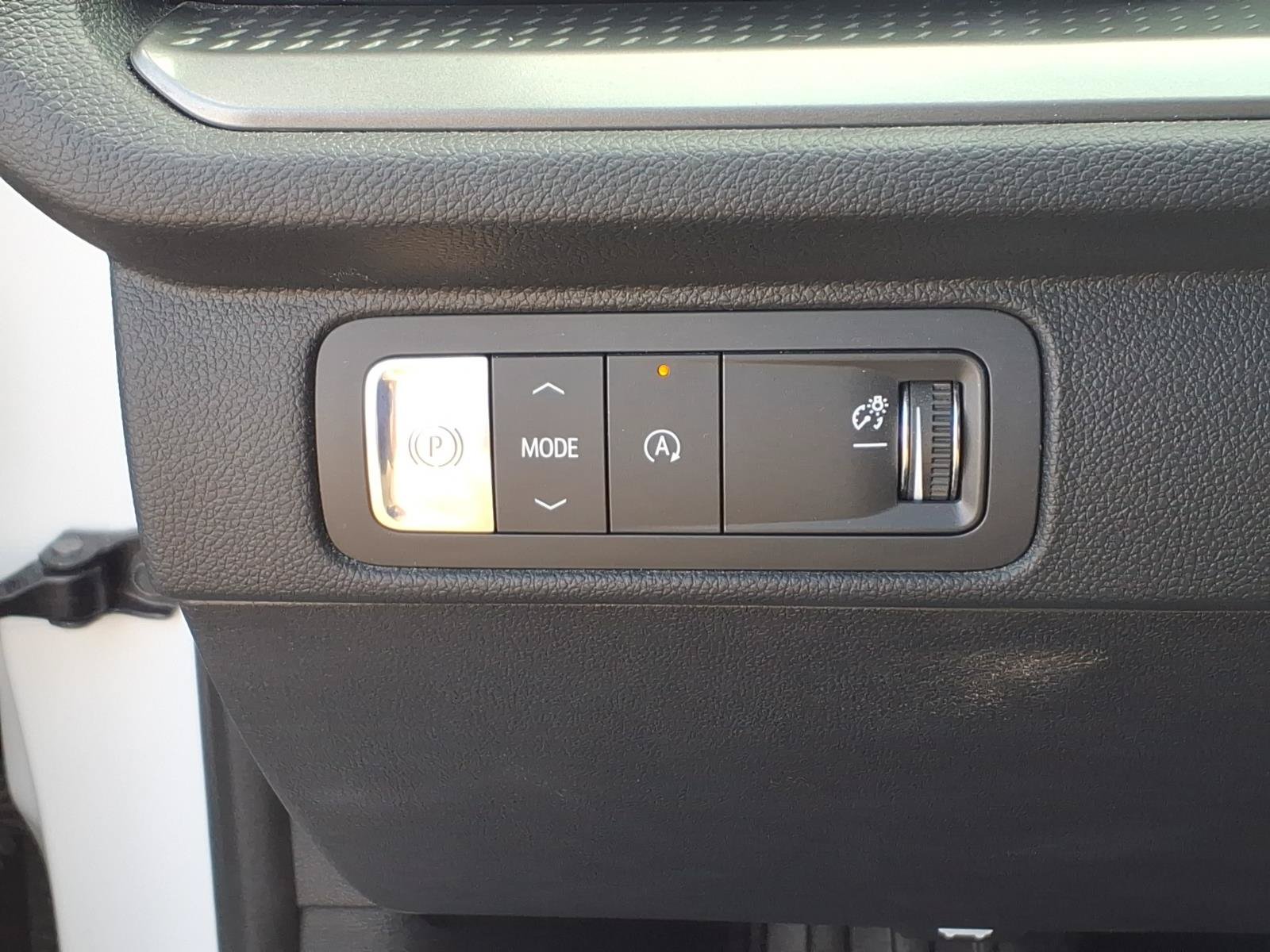 Used 2024 Chevrolet Traverse LT w/ LPO, Floor Liner Package FWD image 19