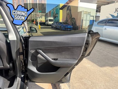 Used 2020 Tesla Model Y Long Range AWD/4WD image 13