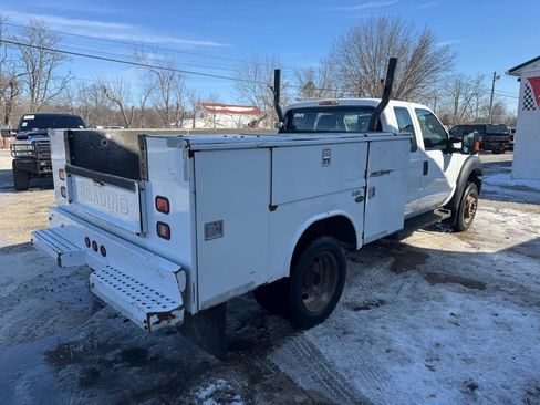 Used 2011 Ford F550 4x4 SuperCab Super Duty w/ Payload Upgrade Pkg image 4