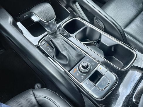 Used 2023 Kia Telluride LX image 14