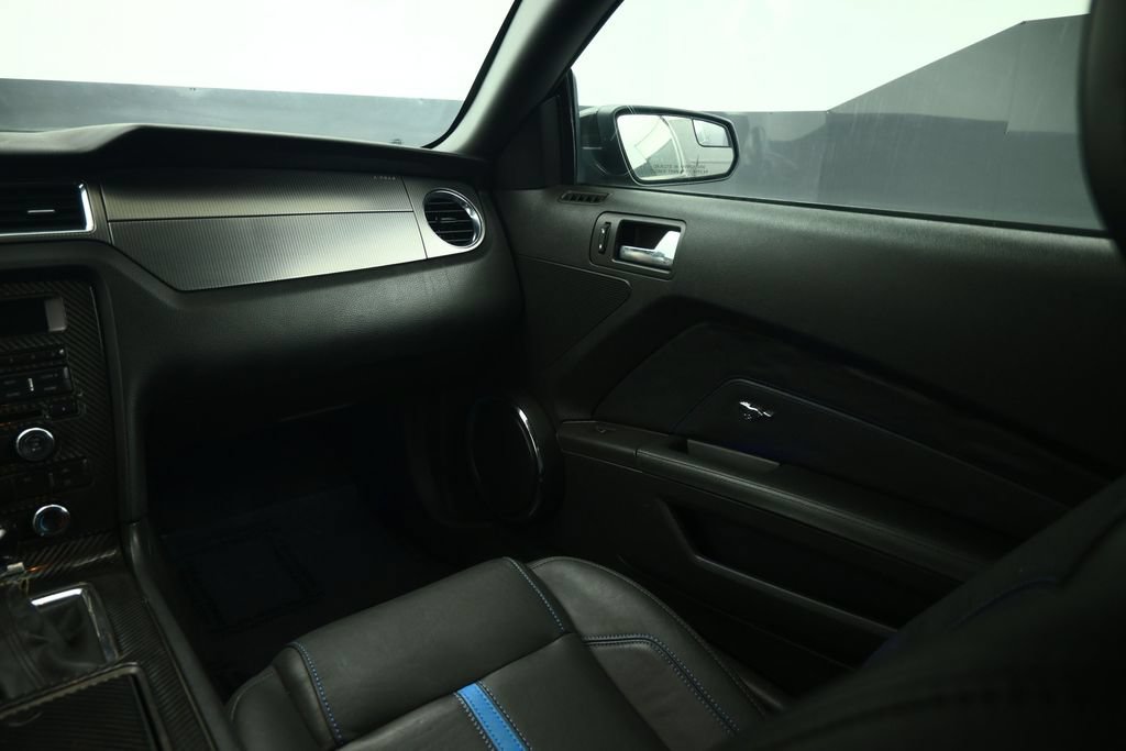 Used 2012 Ford Mustang GT Premium RWD image 40