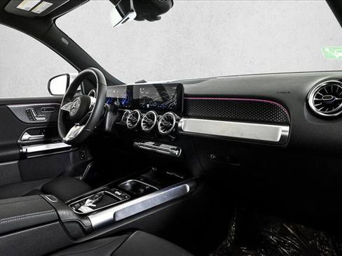 Certified 2025 Mercedes-Benz EQB 300 4MATIC image 10