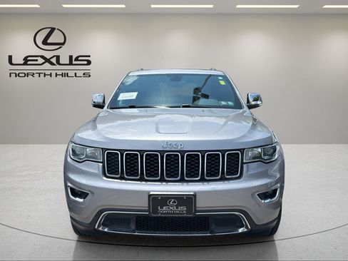 Used 2020 Jeep Grand Cherokee Limited AWD/4WD image 2