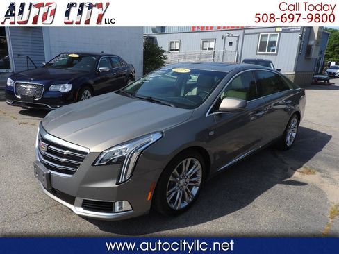 Used 2018 Cadillac XTS Luxury w/ Driver Awareness Package AWD/4WD image 1