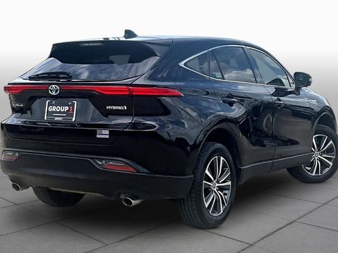 Used 2021 Toyota Venza LE AWD/4WD image 13