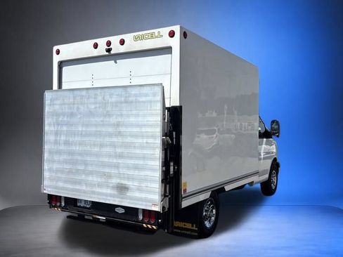 Used 2021 Chevrolet Express 3500 w/ Power Convenience Package RWD image 6