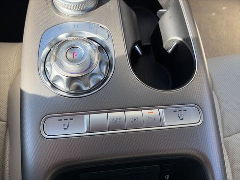 Used 2025 Genesis GV60 RWD image 10