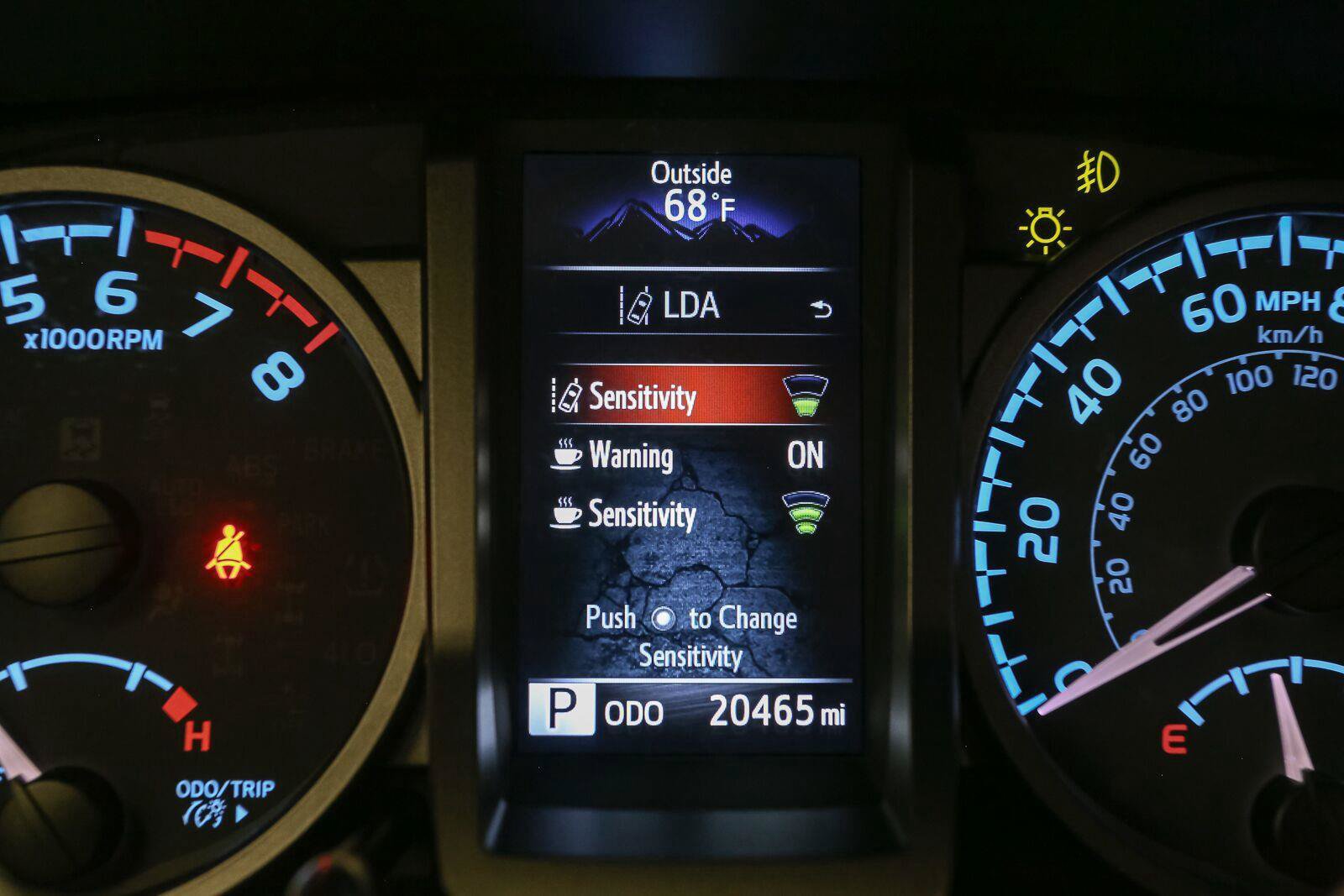 Used 2023 Toyota Tacoma TRD Off-Road AWD/4WD image 36