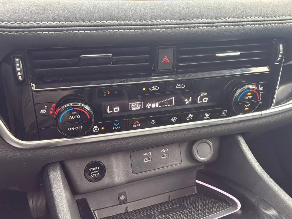 Used 2024 Nissan Rogue SL w/ SL Premium Package FWD image 28