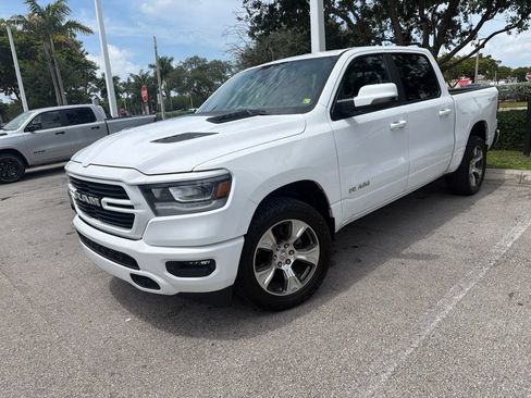 Used 2023 RAM 1500 Laramie AWD/4WD image 2