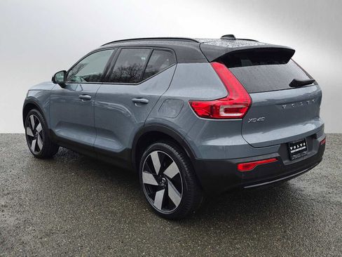 Certified 2023 Volvo XC40 Recharge Ultimate image 5