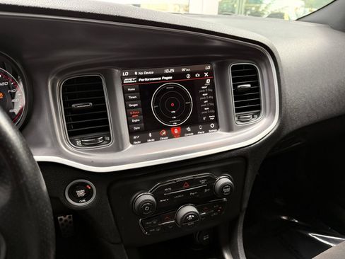 Used 2019 Dodge Charger Scat Pack RWD image 62