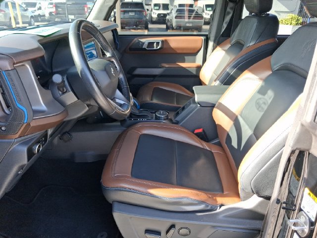 Used 2023 Ford Bronco Outer Banks AWD/4WD image 11