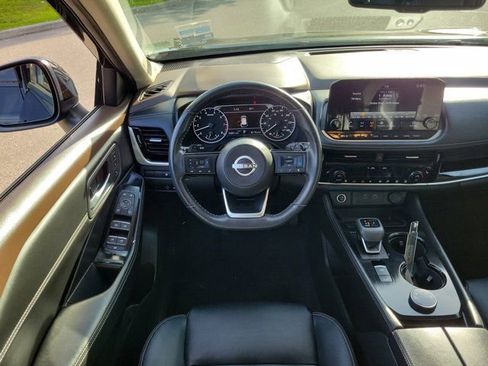 Certified 2023 Nissan Rogue SL w/ SL Premium Package AWD/4WD image 16